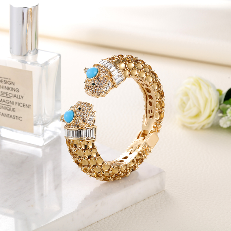 Sally's Paradise Animal Bracel - огляд і ціна Paradise Jewelry & Watches Llc Photos